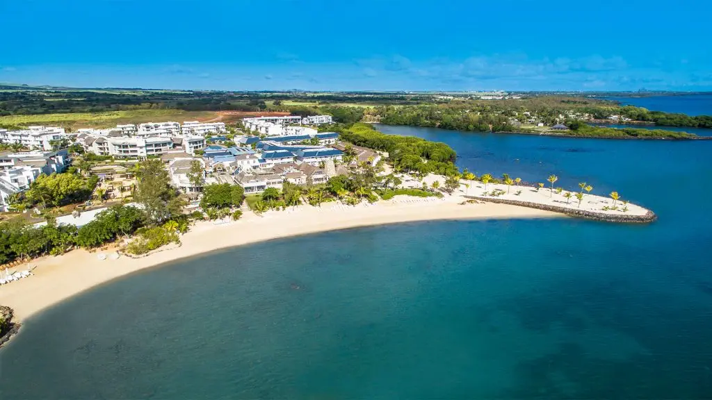5 steps to buying property in mauritius as a foreigner RadissonAerials_HR