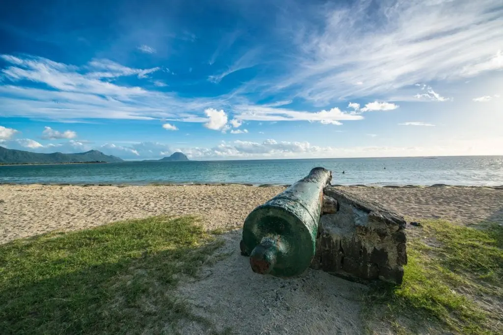 West Road Trip-0612 (c) La Balise Marina - West Coast Scenery - Live in Mauritius